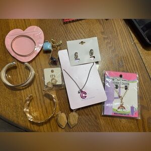 Bundle of 10 assorted jewelry pieces NWOT